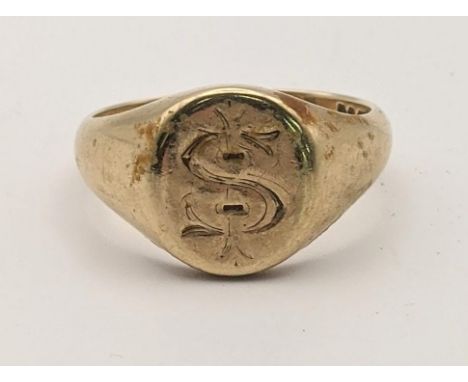 A 9ct gold gent's signet ring 8.1gLocation:If there is no condition report shown, please request 