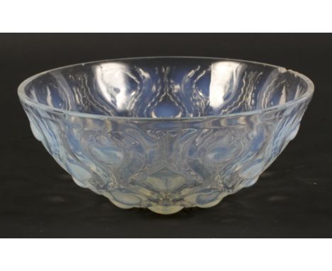 R Lalique : an opalescent circa 1925 glass bowl, signed to inner base approximately 20 cm in diameter x 8 cm high (some small