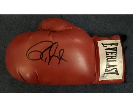 Boxing Roy Jones Jnr signed Red Everlast Boxing Glove. Roy Levesta Jones Jr. (born January 16, 1969) is an American former pr