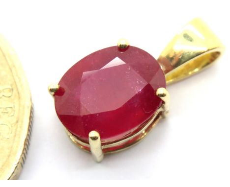 18ct gold and natural ruby pendant, 8 x 10 mm stone, 1.7g. P&amp;P Group 1 (£14+VAT for the first lot and £1+VAT for subseque