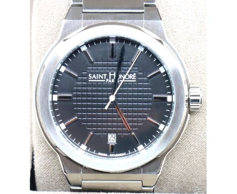 Gents Saint Honore new old stock wristwatch, dial D: 30 mm. P&amp;P Group 1 (£14+VAT for the first lot and £1+VAT for subsequ