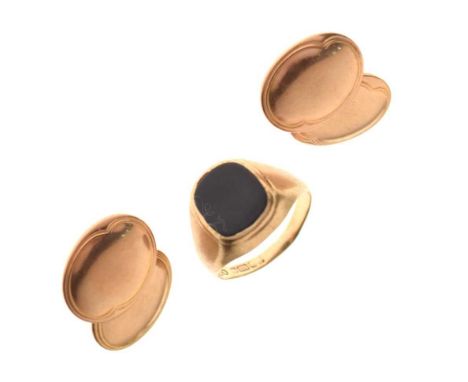 Pair of 9ct gold oval cufflinks, and a 9ct gold signet ring with onyx panel, size N, 13.5g gross approx