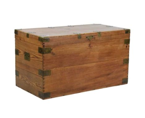 Brass bound trunk with hinged lid, 100cm x 51cm x 55.5cm