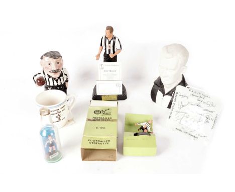 Newcastle United Football Club interest: The Art of Sport figure of Alan Shearer, modelled in NUFC strip, raised on a grass e