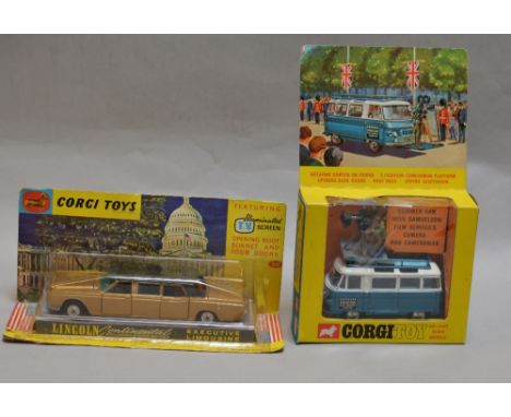 2 Corgi Toys No. 262 Lincoln Continental Executive Limousine, carded, bubble taped back onto card. Together with No. 479 Comm