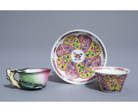 A Chinese famille rose cup and saucer and a Canton enamel peach shaped cup, Yongzheng/Qianlong--Dia.: 10,4 cm (the saucer)Ê H