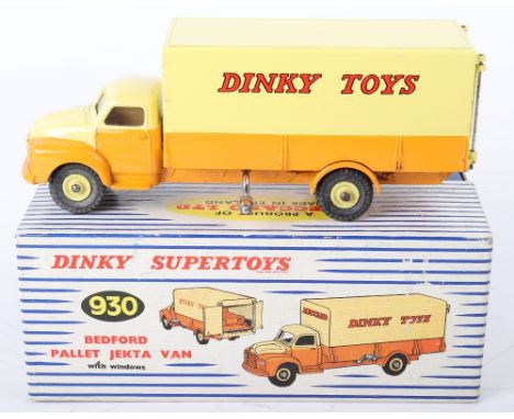 Dinky Supertoys 930 Bedford Pallet Jekta van, orange and yellow body, yellow hubs, ‘DINKY TOYS’ and ‘MECCANO’ adverts, yellow