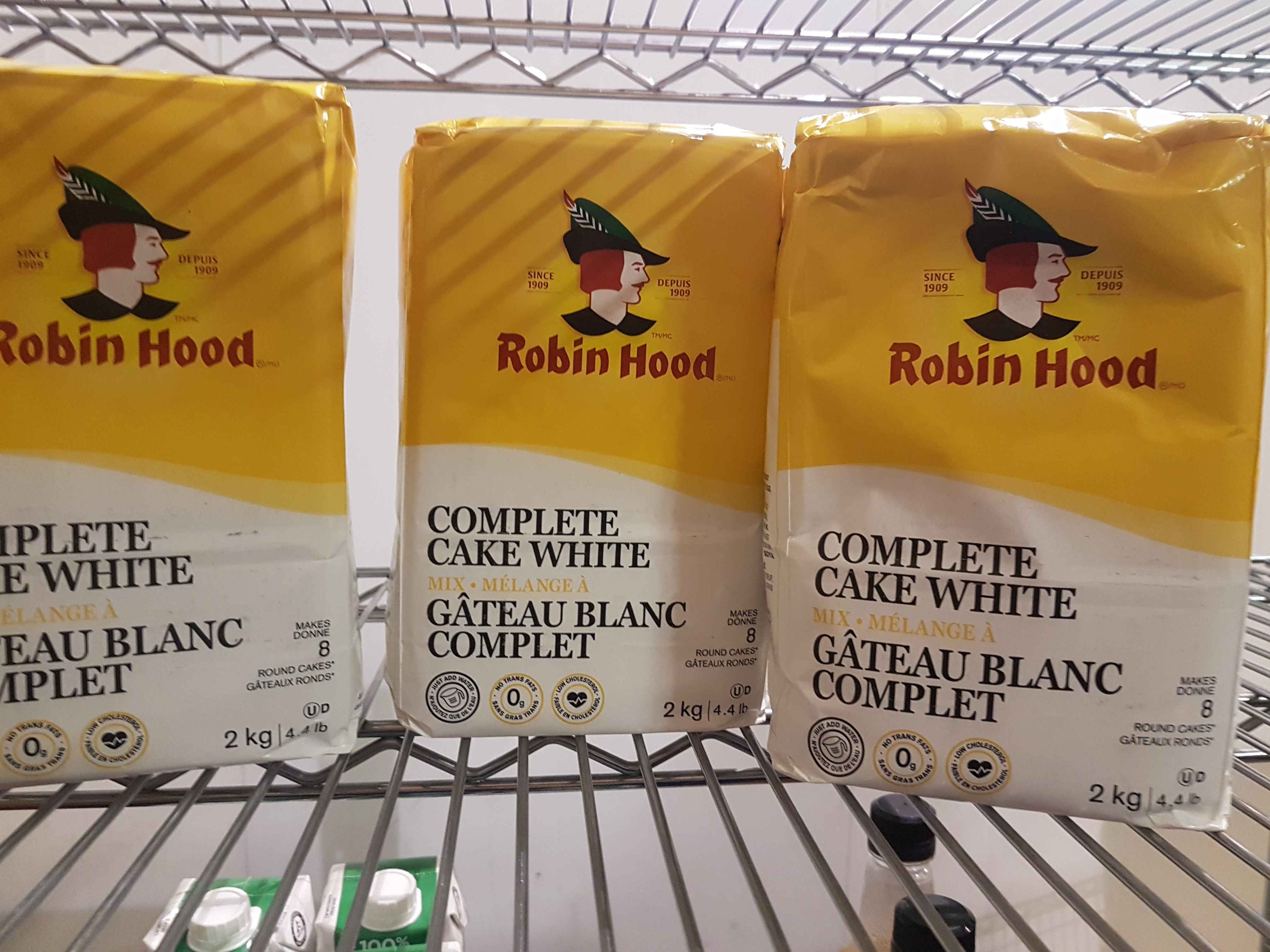 Robin Hood Complete Cake Mix 3 x 2kg Packages, , Notes ,Location CS3
