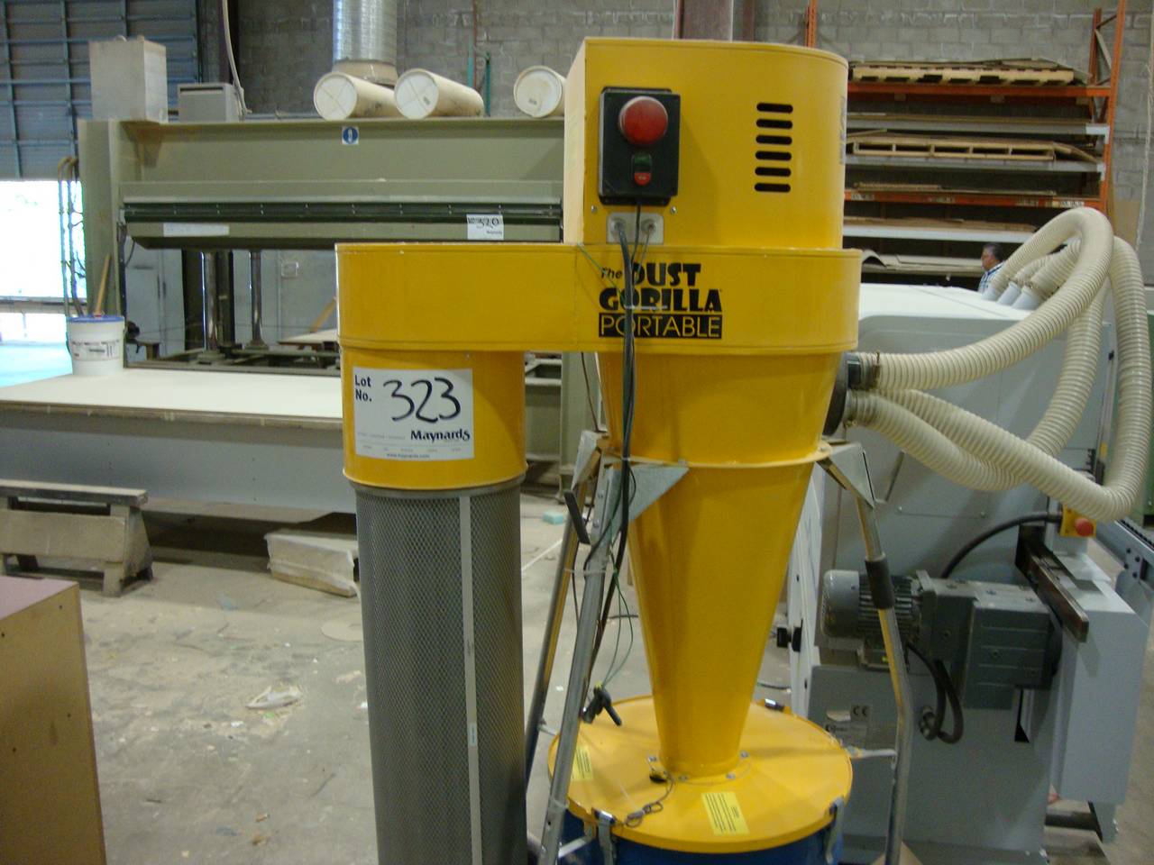 Oneida Dust gorilla Portable cyclone dust collector. 1phase