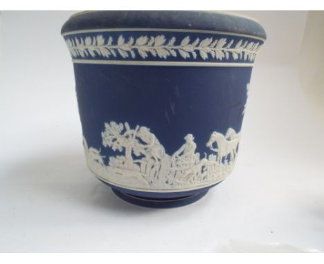 Copeland blue & white Jasper ware jardiniere decorated with a hunting scene