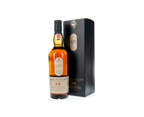 LAGAVULIN 16 YEARS OLD WHITE HORSE DISTILLERS Single Malt Scotch Whisky 70cl, 43% volume, in carton.