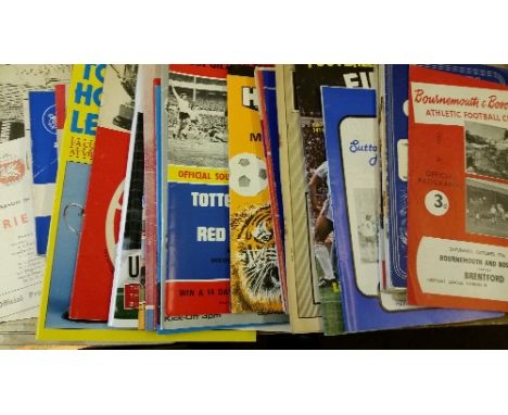 FOOTBALL, programmes, 1950s onwards, inc. Leicester v Fulham 1951/2, Southend v Reading, Lincoln v Cardiff (both 1957/8), Bla