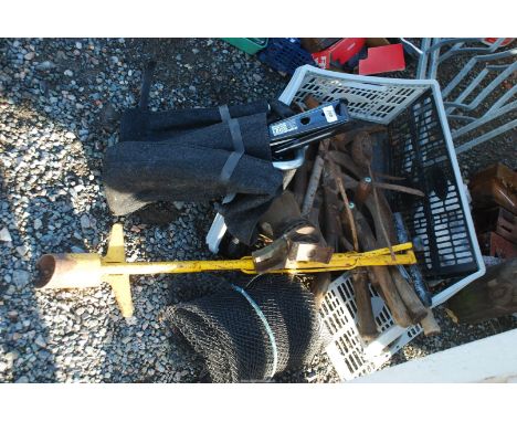 A Car Jack Kit for a Fiat, selection of bill hook heads, bulb planter etc.
