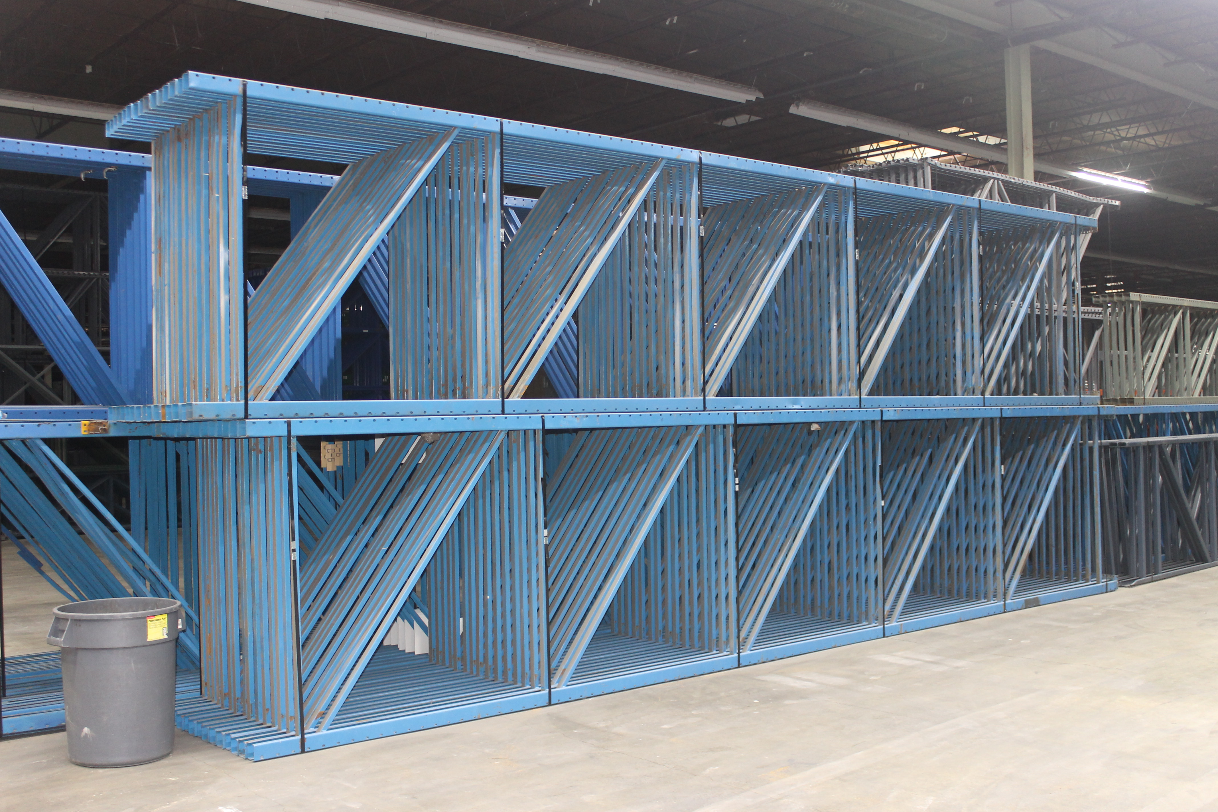 28 BAYS OF 297"H X 60"D X 144"W KEYSTONE STYLE PALLET RACKS 30 PCS OF