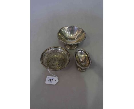 Silver basin, silver bon bon dish and silver open salt (3) 9.5 troy oz.