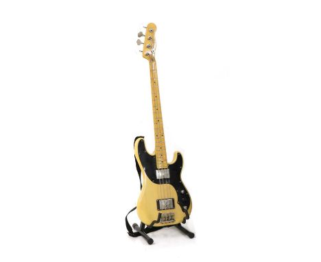 A Fender Modern Player Telecaster bass guitar, made in China, of Precision form with humbucker pickups and a pickup blend con