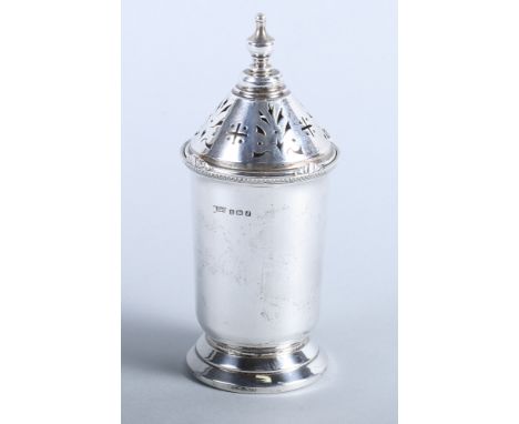 A George V silver sugar caster, William Davenport, Birmingham 1933, 4.5oz troy approx 