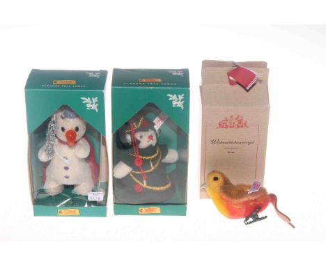 Three small Steiff 'Christmas' bears, boxed