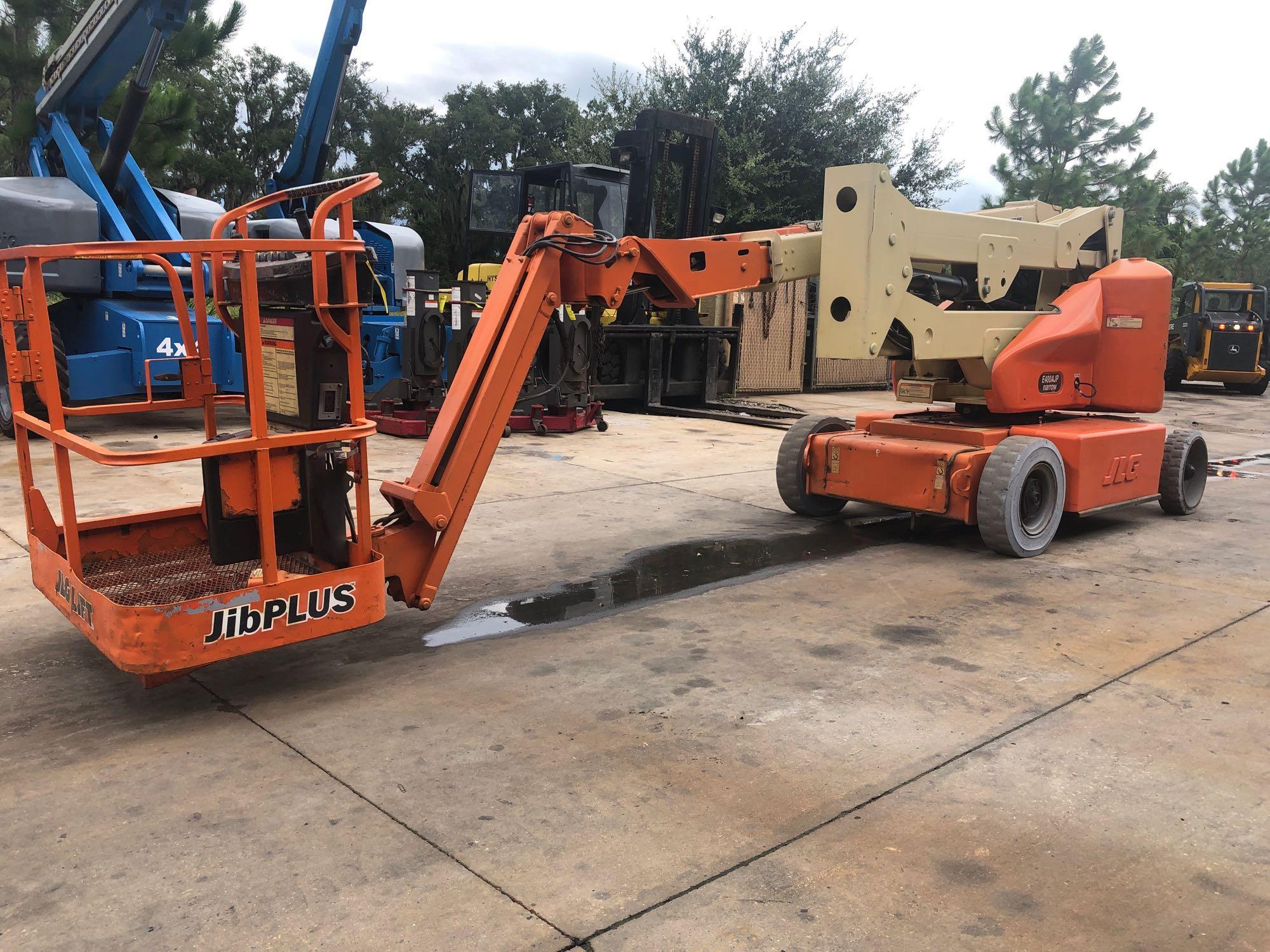 JLG E400AJP ELECTRIC NARROW MAN LIFT, 40' PLATFORM HEIGHT, BUILT IN ...