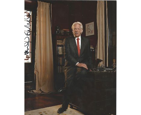 Donald Sutherland signed 10 x 8 colour Photoshoot Portrait Photo, from in person collection autographed at London TV Studios 