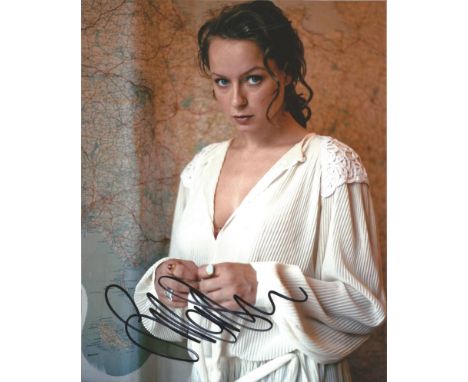 Samantha Morton signed 10 x 8 colour Photoshoot Portrait Photo, from in person collection autographed at Baftas London 2008. 