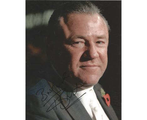 Ray Winstone signed 10 x 8 colour Portrait Photo, from in person collection autographed at Beowulf London Premiere 2007. Good