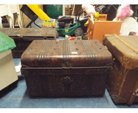 A Scumble Glazed Tin Travelling Trunk. 
