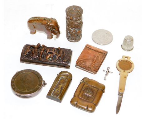 Various assorted brass and other metal trinket boxes, to include a elephant shaped snuff box, an Art Nouveau style brass snuf