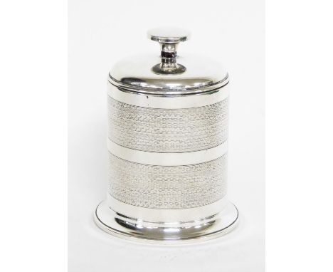 A George V silver cigarette dispenser case, with two row engine turned decoration, and glass interior, Birmingham 1923, 12cm 