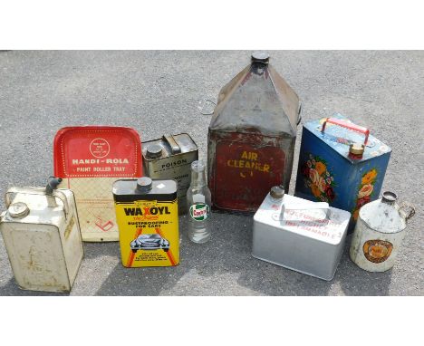 A quantity of vintage oil cans, to include a small silver tin, a Castrol Motor Oil bottle, a Shell Motor Oil gasoline tin, a 