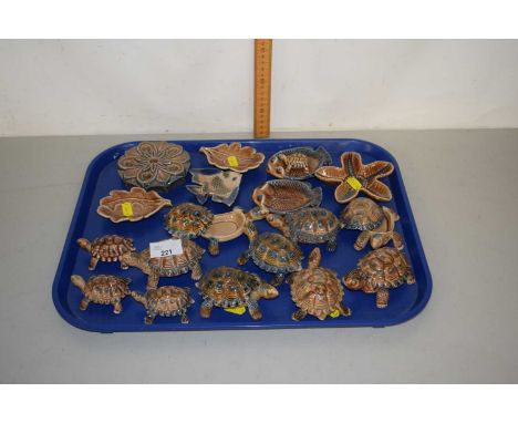 Group of crockery Wade tortoises and covers