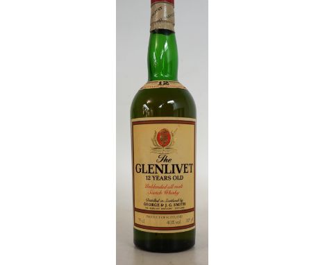 GLENLIVET 12YO
Glenlivet 12 Year Old Single Malt Scotch Whisky.  OB.  75cl.  40% abv/ 70 degrees proof.  Older bottling of th