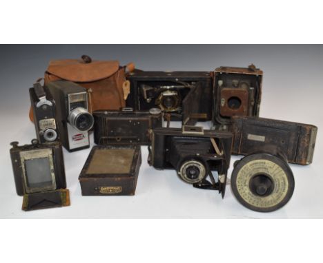 Collectable vintage cameras and accessories to include Salex, Contessa, Kodak and Ensign folding cameras, Kohka and other cin
