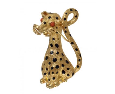 A GOLD AND BLACK ENAMEL 'BIG CAT' BROOCH with coral eyes, 5.3cm, 17.6g ++Fine condition 