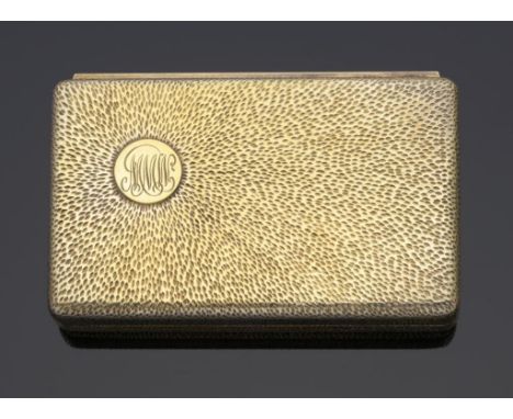 A STUART DEVLIN SILVER GILT BOX  radially stippled overall, the lid applied with an initialled roundel, 9.5cm w, maker's mark