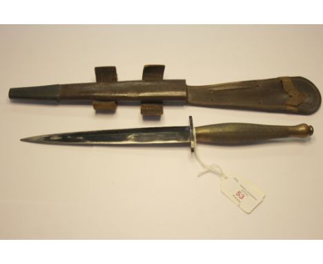 B2 Commando fighting knife and scabbard (Fairburn Sykes)