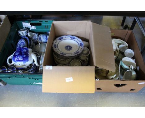 3 boxes of blue and white and Spode Italian tea wares