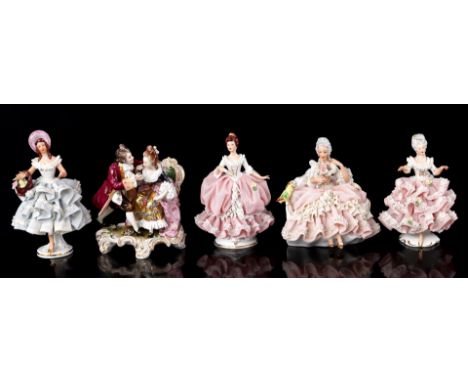 5 Dresden porcelain statues, highest 15 cm (damage)