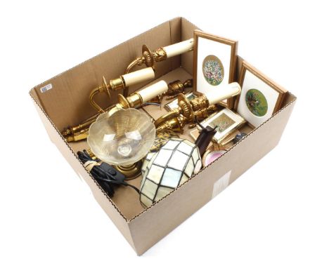 Box various b.u. snail lamp in Tiffany style, 5 wall decorations, 4 gold-coloured brass wall lamps, dish, lidded container an
