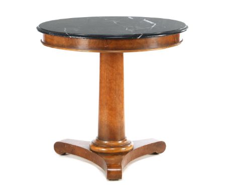 Round walnut veneer centretable with black marble top, on a column leg and standing on a tripod, ca. 1830, 78 cm high, top 83