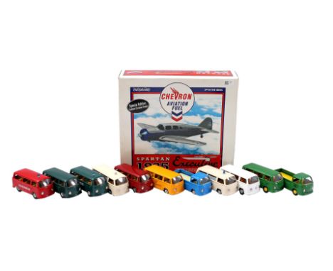Scale model airplane Spartan 1935 and 11 scale model Volkswagen vans CKO