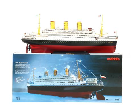 Märklin metal model kit with 'Dream ship Viktoria' in box, no. 16150.98 cm long, with plexiglass display cabinet