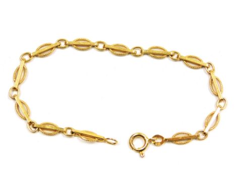 A fancy link bracelet, on a bolt ring clasp, yellow metal stamped 375, 2.9g.