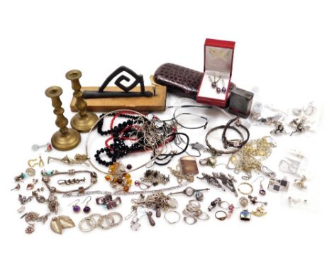 Silver and costume jewellery, including a collar necklace, ring, charms, bamboo style bangle, earrings, cufflinks, etc. (a qu