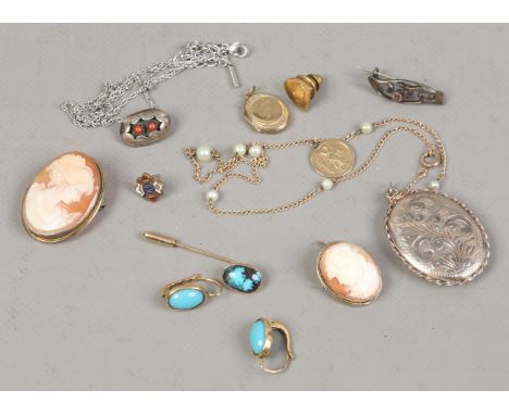 A small collection of antique jewellery to include gold and silver cameo brooch, earrings, stick pin and locket etc.