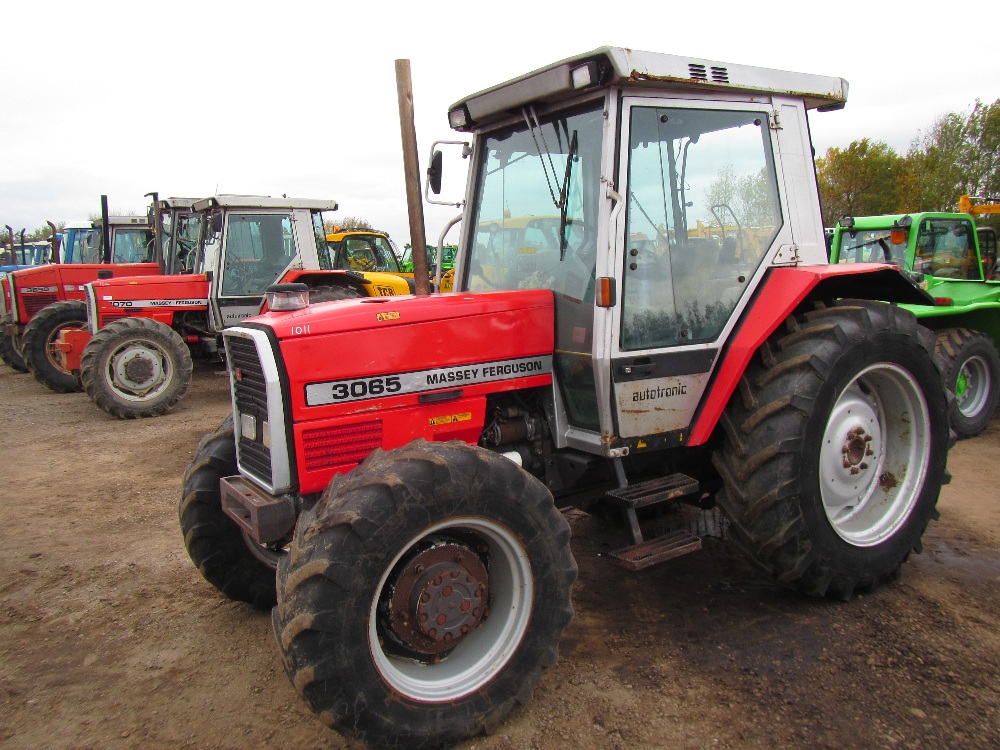 Massey Ferguson 3065 4wd Tractor. Ser. No. PO67014