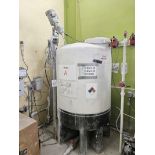 500 Gallon Chem-Tainer Cone Bottom Poly Tank w/ Mixer