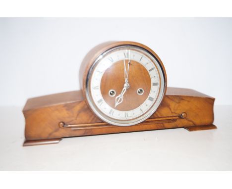 Art deco mantle clock (Cracked glass)