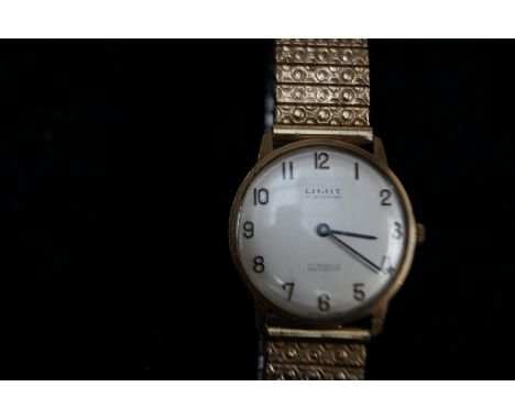 9ct Gold Cased Vintage Limits Switzerland Gents Wristwatch