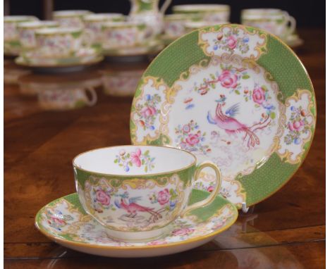 Mintons 'Green Cockatrice' pattern porcelain tea service, pattern 4863 (twelve setting) 